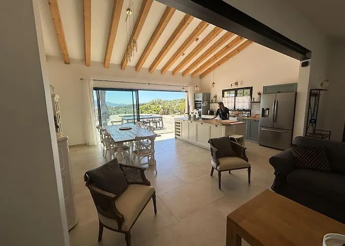 Casa Nostra Vila Olmeto (Corsica)